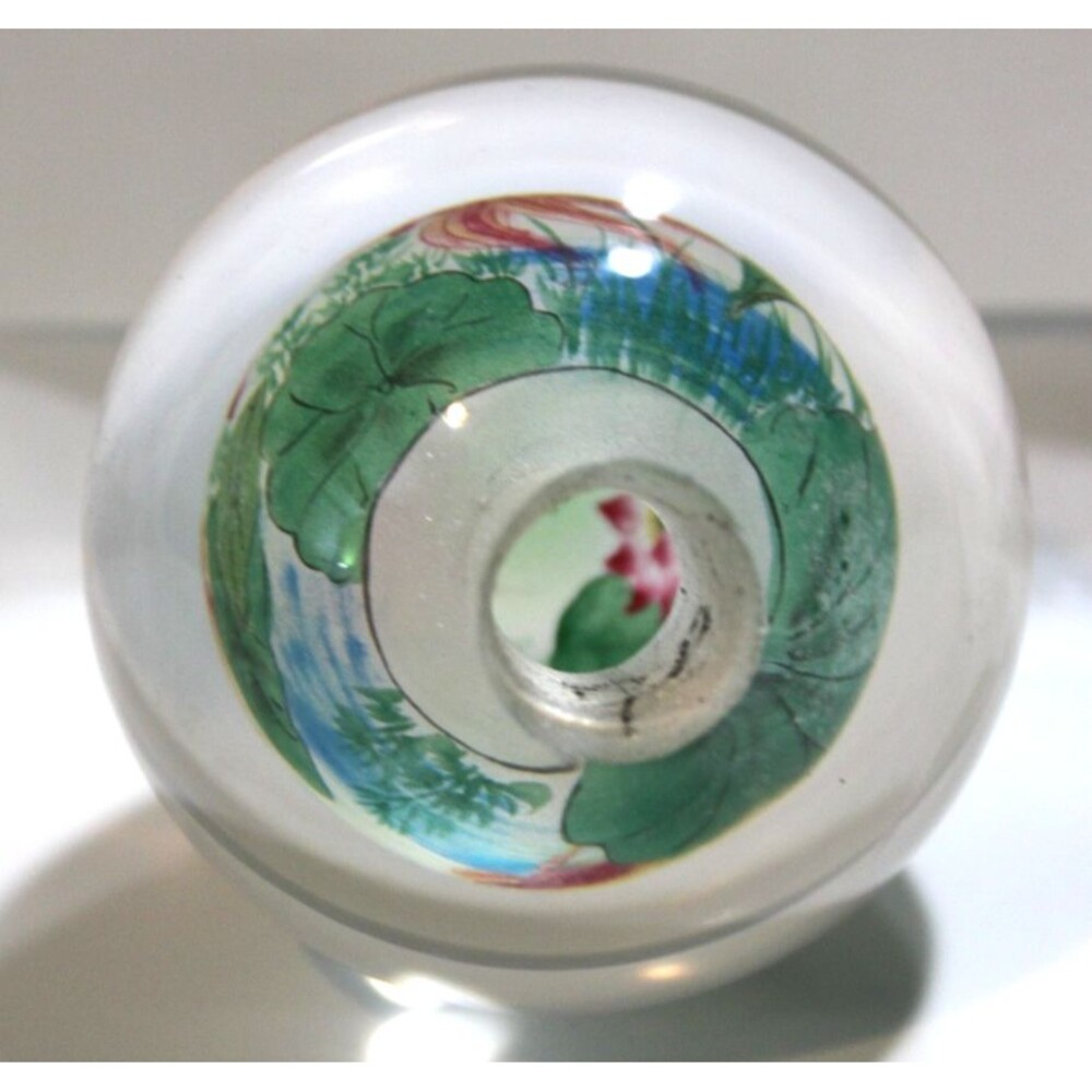 Vintage Art Glass Reverse Signed Globe Paperweight Sphere Asian Koi Fish Pond 2" - Picture 6 of 6